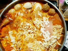 -辛明堂洞韩式芝士年糕火锅(万达店)