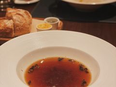 -恰餐厅及酒吧 CHAR Bar & Grill (北京丽都皇冠假日店)