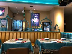 大堂-楼兰古丽·新疆拌面·清真(华阳城店)