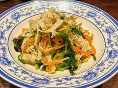 老南京素什锦-古都历食南京菜·烤鸭·鸭血粉丝·汤包(南京博物院店)