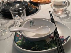-樾餐厅泰式海鲜火锅(民歌湖店)