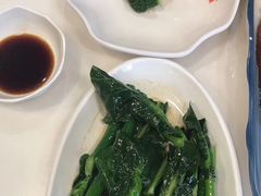 -新大咀港式茶餐厅(宝山万达店)
