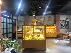 -啊噗吐呦现场烘焙(麦凯乐店)