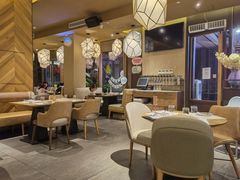 大堂-原石牛扒·约会餐厅(龙城万科里店)