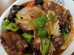 -歹歹的加个面过油肉拌面