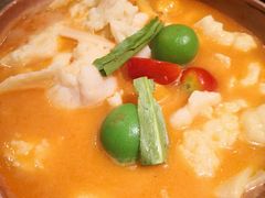 野果酸鱼-云海肴·汽锅鸡·云南菜(美罗城店)