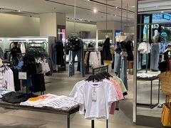 -ZARA(万达广场二七店)