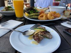 -Bully Hayes Restaurant & Bar