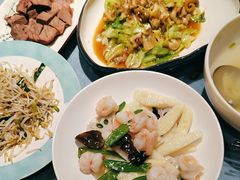 -乔家小院•非遗驴肉•本地小海鲜(滨河路店)