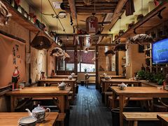 -泥糊破店小酒馆·团建聚餐(南京西路店)