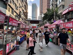 -正宁路小吃夜市