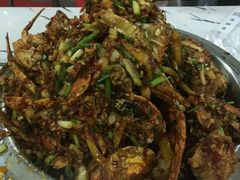 -凤凰路何眼镜香辣蟹(花果园店)