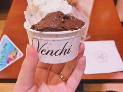 -VENCHI 闻绮(上海佛罗伦萨小镇店)