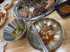 -牛信亭韩国料理·炭火烤肉(紫藤路店)