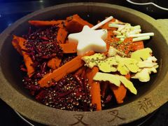 石锅锅底-叉叉裤鲜火锅(空港新城店)
