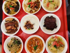 -蓝田九大碗民俗食府(蓝田店)