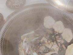 -哈尔滨烧烤·山河村铁锅炖(交大店)