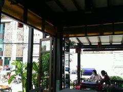 -Dash Teak House