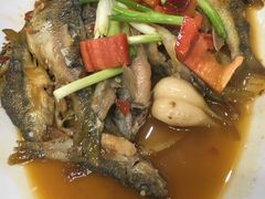 -芦茨金富饭庄·25年老字号·专做稻草鸡