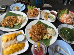 -Kat's Kitchen