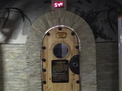 -绿岛汤泉韩式休闲会所