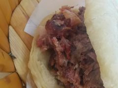 精品火烧-闫家驴肉老店(华电一校店)