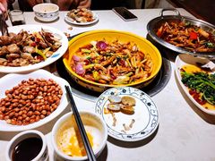 -休记光头香辣蟹干锅店(衣冠庙店)