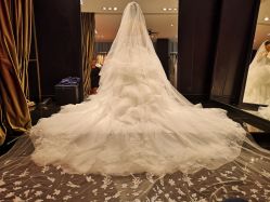 点击看大图 -GRACE KELLY婚纱与礼服(北京店)
