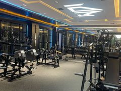 -金摩尔健身游泳(万象城鼎丰大厦店)
