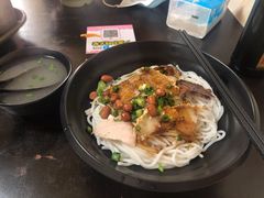 -莫老爷·正宗桂林米粉(南油店)