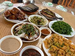 -岩保农家乐