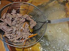 -洱火云南酸菜牛肉火锅(石景山当代商城店)