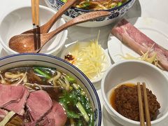 -镇南锅盖面馆(解放路店)