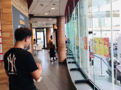 -麦当劳(虹梅路地铁站店)