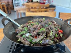 -牛八宝桂林米粉(八里庄店)