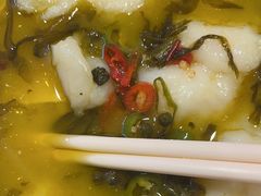 -小六鱼你.下饭酸菜鱼(益田假日广场店)