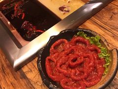 -老牌坊云南鱼豆花火锅(爱建店)
