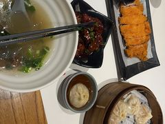 -馋三尺蟹粉小笼(人民广场店)