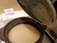 -西安大雁塔亚朵酒店