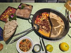 -憨铁匠老火锅(龙岗万科里店)
