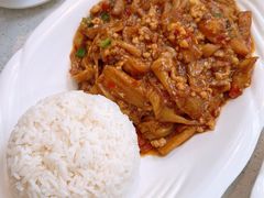 鱼香茄子饭-香港新发烧腊茶餐厅(书城店)