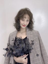 -东秀护肤造型