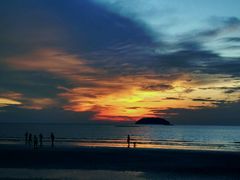 -Sunset Bar(丹绒亚路香格里拉店)