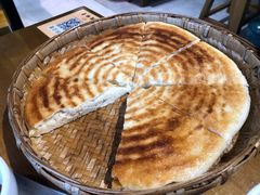 丽江粑粑-阿婆情腊排骨火锅(饮玉巷店)
