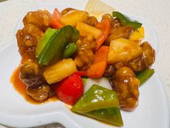 菠萝咕噜肉-香港新发烧腊茶餐厅(书城店)