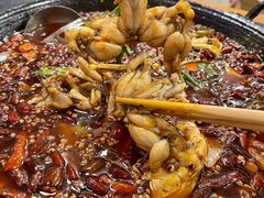 -鸿顺老铁锅美蛙鱼府(解放碑店)
