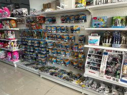-玩动奇季品牌玩具超市