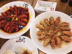 -龙巢盱眙龙虾·牛蛙·烧烤宵夜(八卦岭店)
