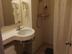 -锦江之星(武汉黄鹤楼复兴路地铁站店)