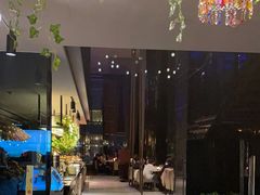 -唐拉雅秀酒店-西锦汇空中BBQ·思创餐厅